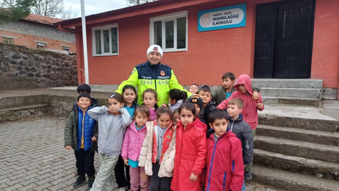 Mısmılağaç İlkokulu Trafik Eğitimi Semineri